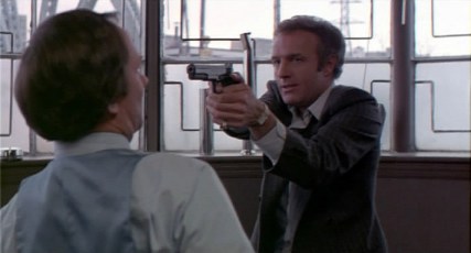 Thief, unquiet moment